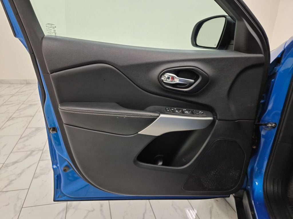 2022 Jeep Cherokee X