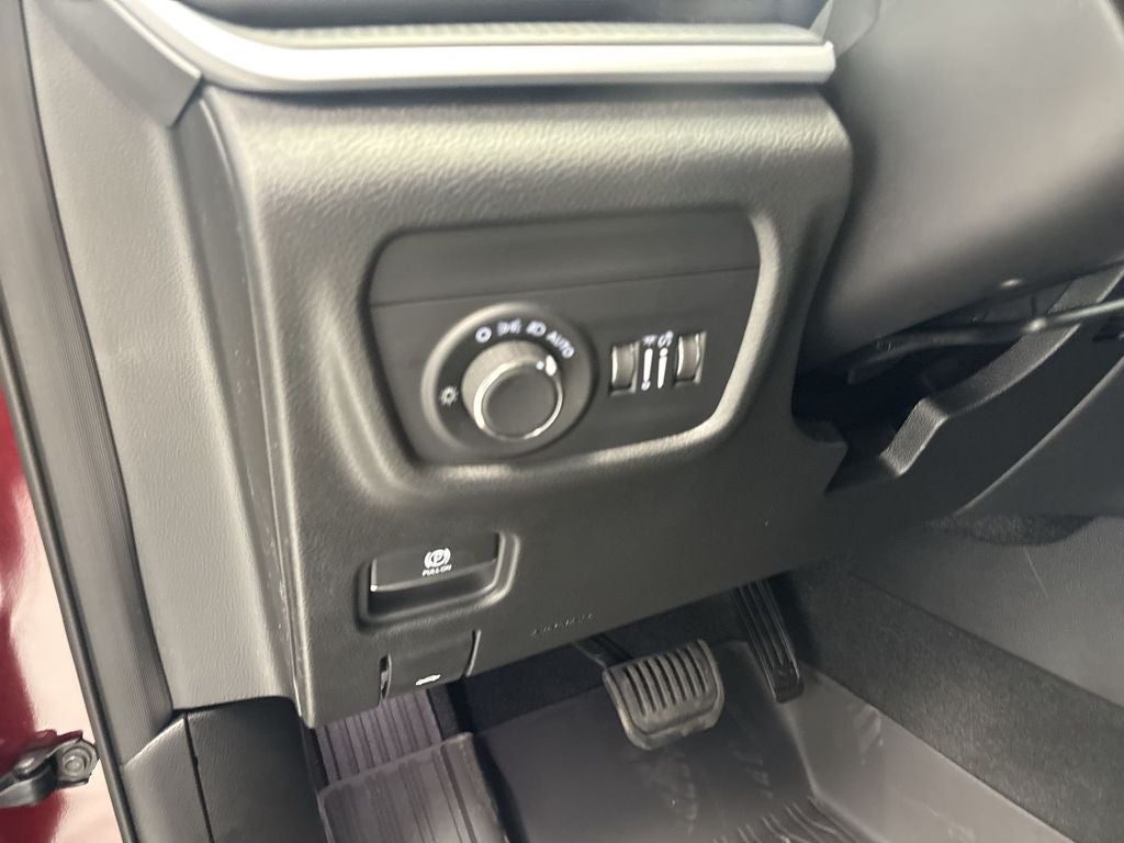2026 Jeep Grand Cherokee Laredo X