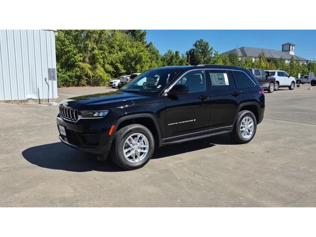 2025 Jeep Grand Cherokee Laredo X