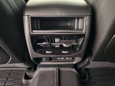 2027 Jeep Grand Cherokee Laredo Altitude