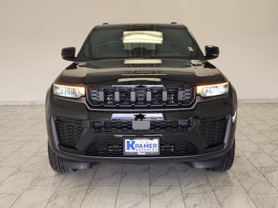 2027 Jeep Grand Cherokee Laredo Altitude