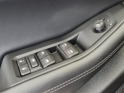 2027 Jeep Grand Cherokee Laredo Altitude