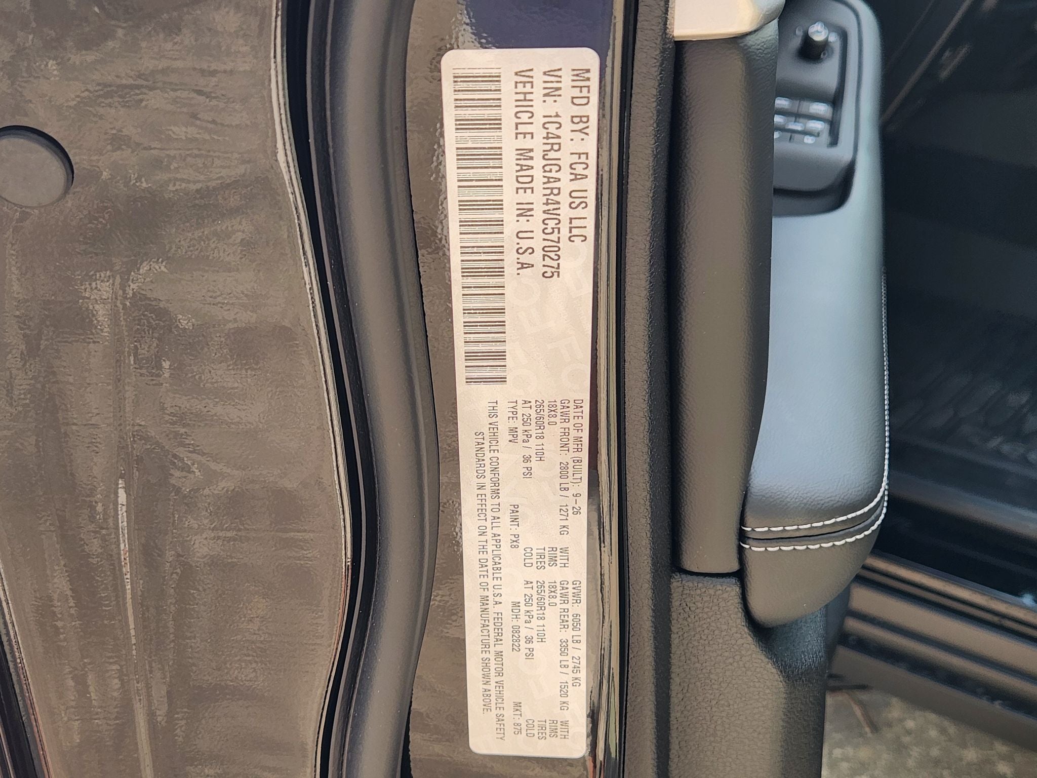 2027 Jeep Grand Cherokee Laredo Altitude