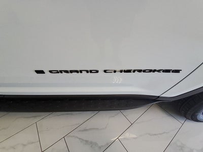 2026 Jeep Grand Cherokee Laredo Altitude