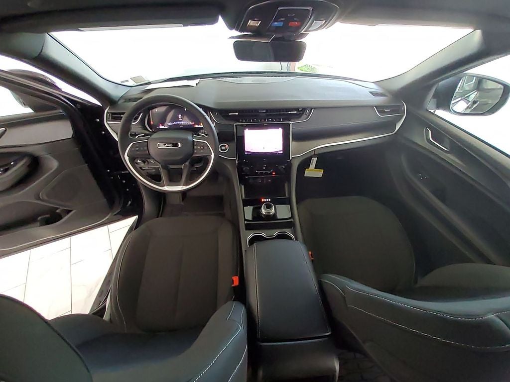 2026 Jeep Grand Cherokee Laredo X