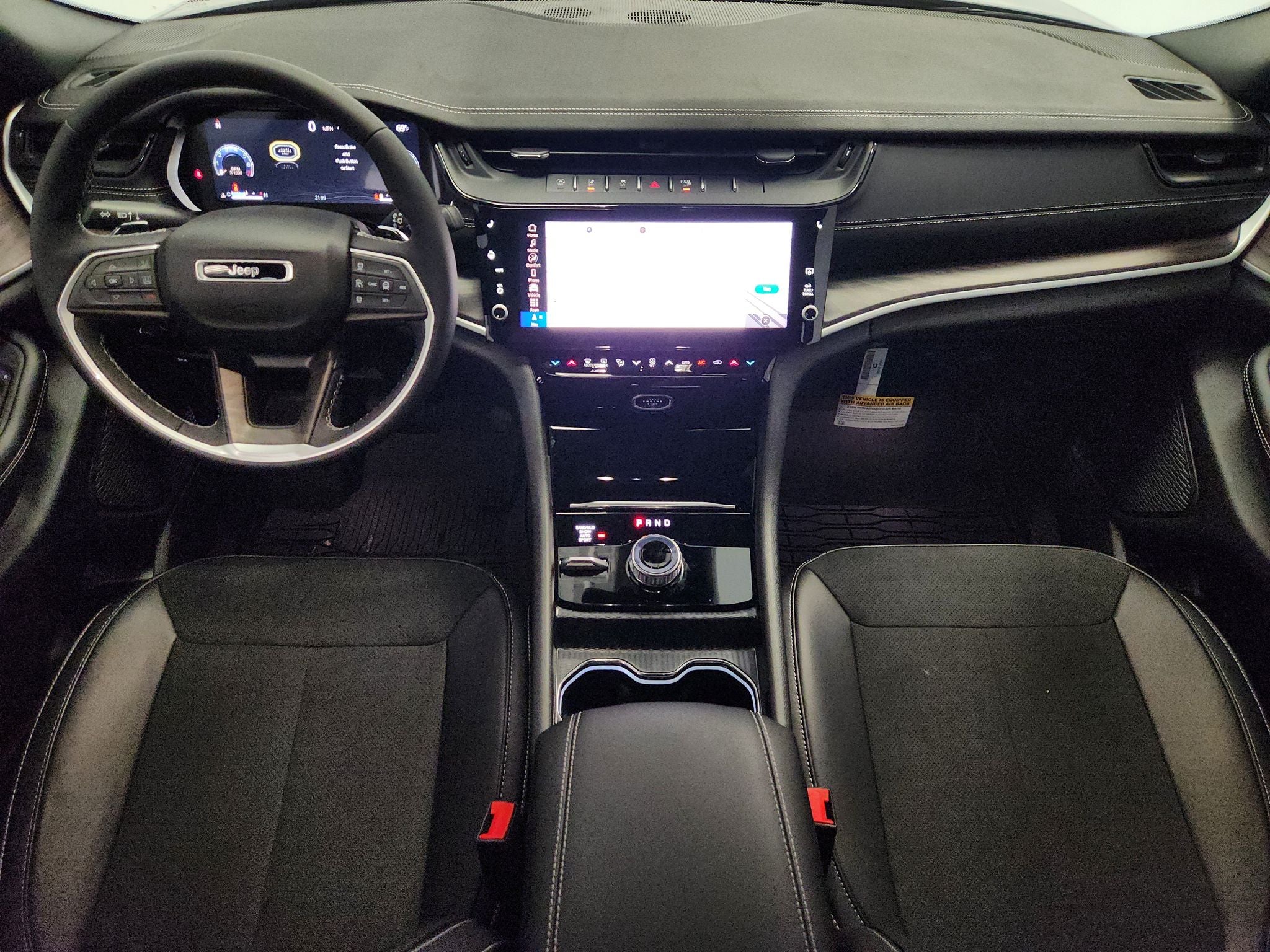2027 Jeep Grand Cherokee Laredo Altitude