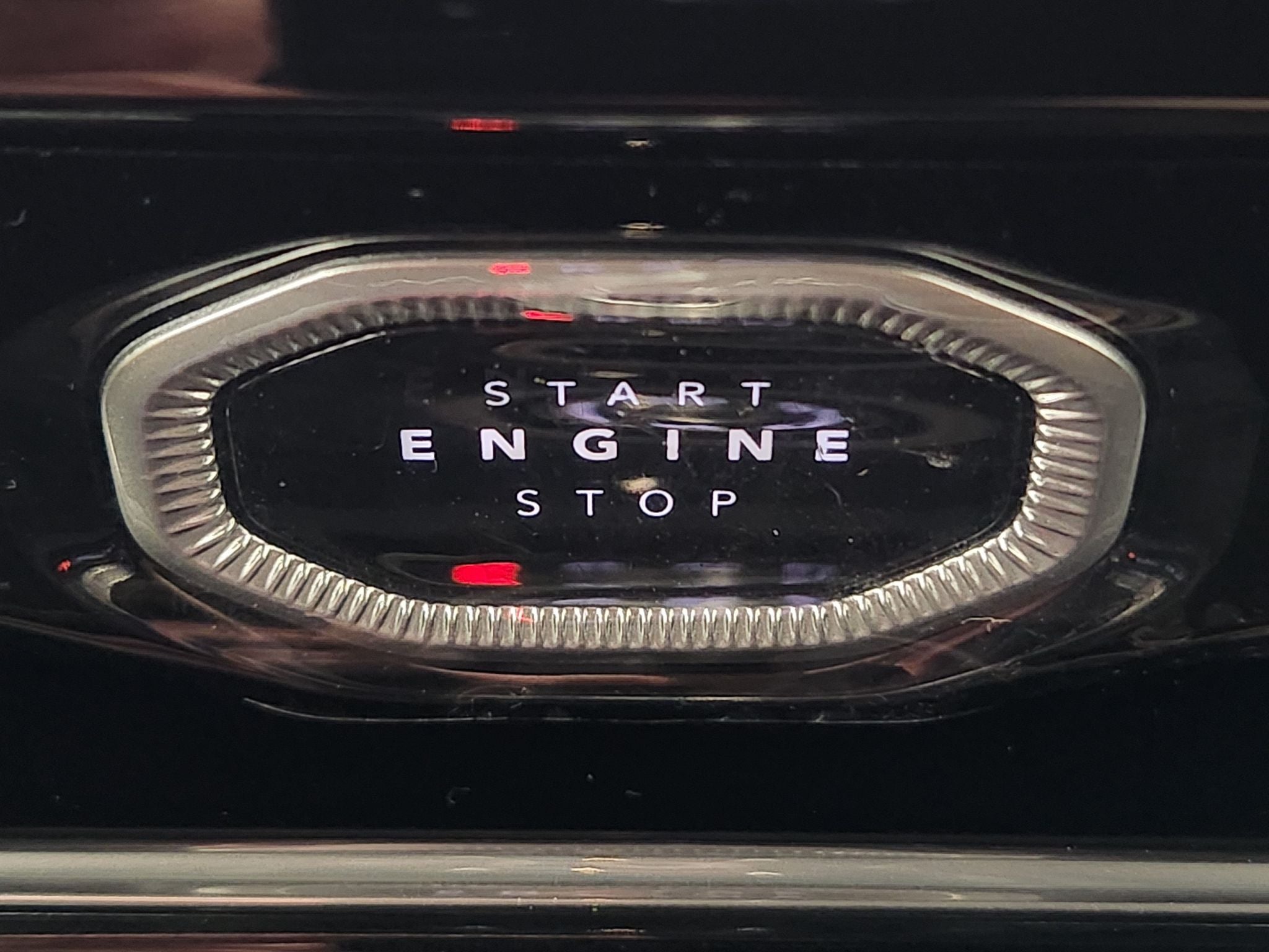2027 Jeep Grand Cherokee Laredo Altitude