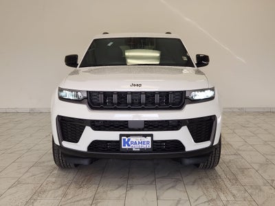 2027 Jeep Grand Cherokee Laredo Altitude