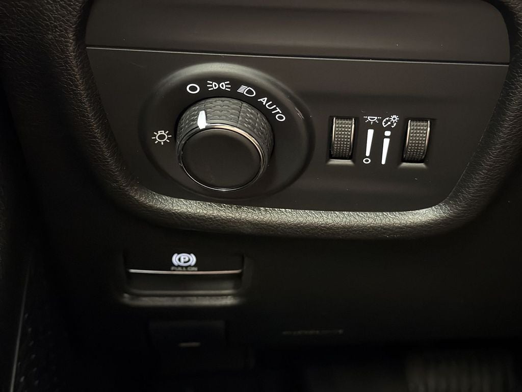 2026 Jeep Grand Cherokee Laredo X