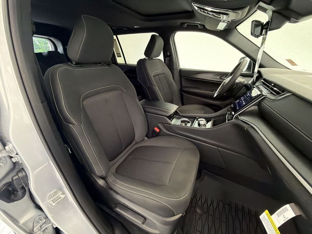 2026 Jeep Grand Cherokee Laredo X