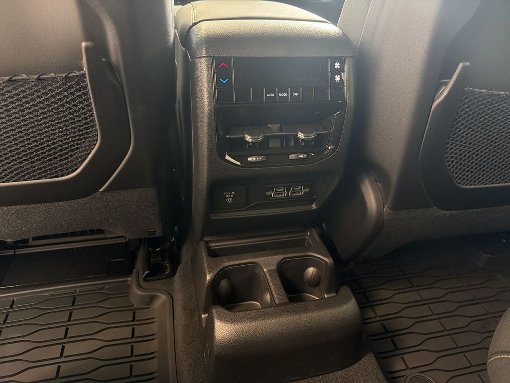 2026 Jeep Grand Cherokee Laredo X