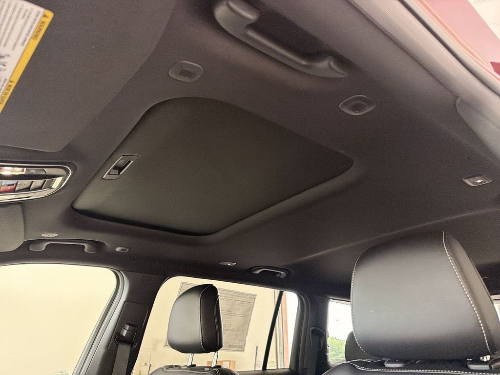 2026 Jeep Grand Cherokee L Laredo Altitude