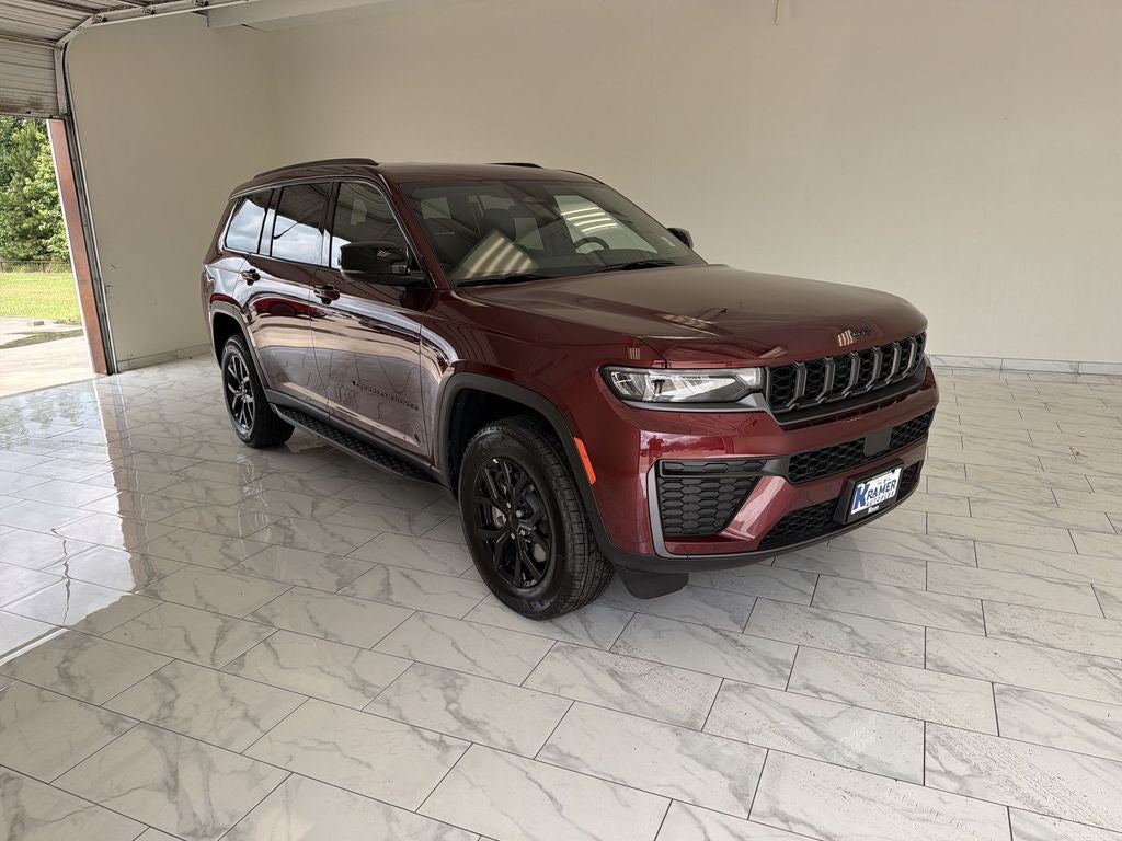 2026 Jeep Grand Cherokee L Laredo Altitude