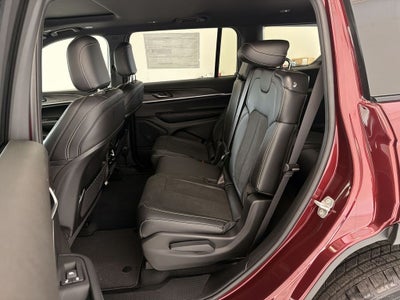 2026 Jeep Grand Cherokee L Laredo Altitude