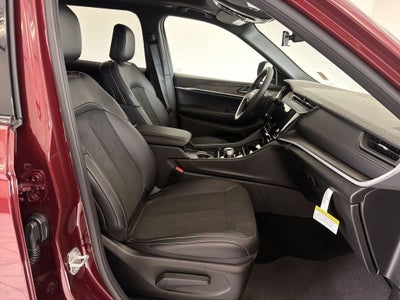 2026 Jeep Grand Cherokee L Laredo Altitude