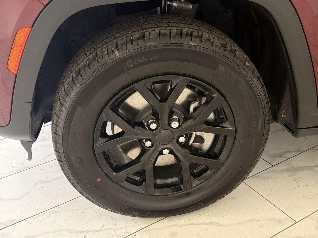 2026 Jeep Grand Cherokee L Laredo Altitude