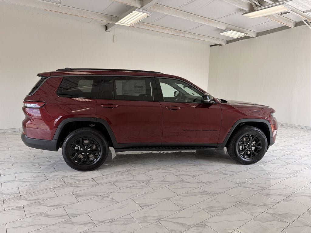 2026 Jeep Grand Cherokee L Laredo Altitude