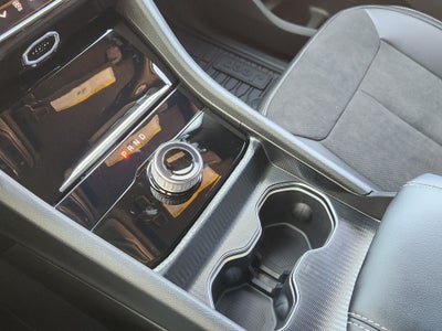 2027 Jeep Grand Cherokee Laredo Altitude