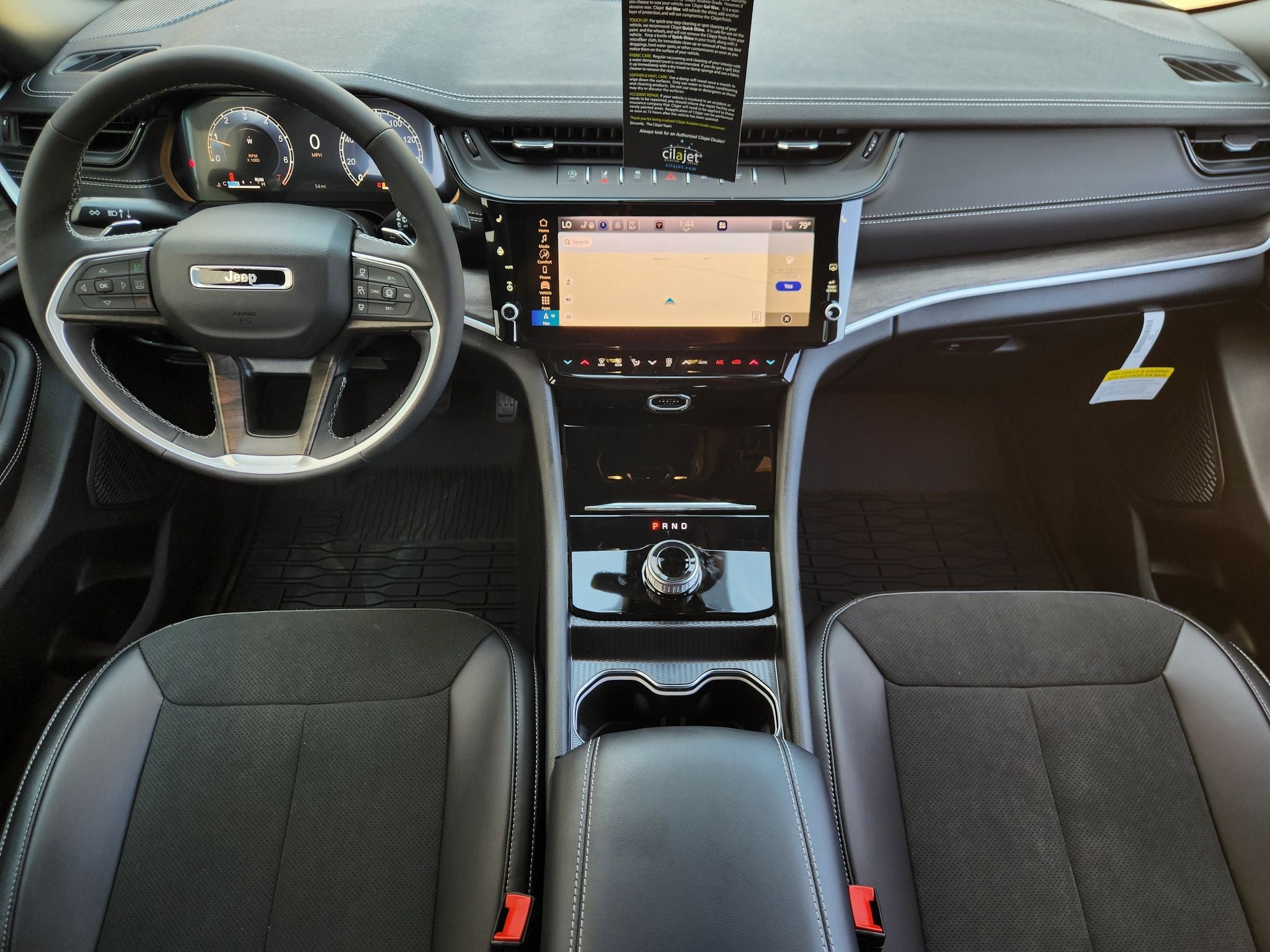 2027 Jeep Grand Cherokee Laredo Altitude
