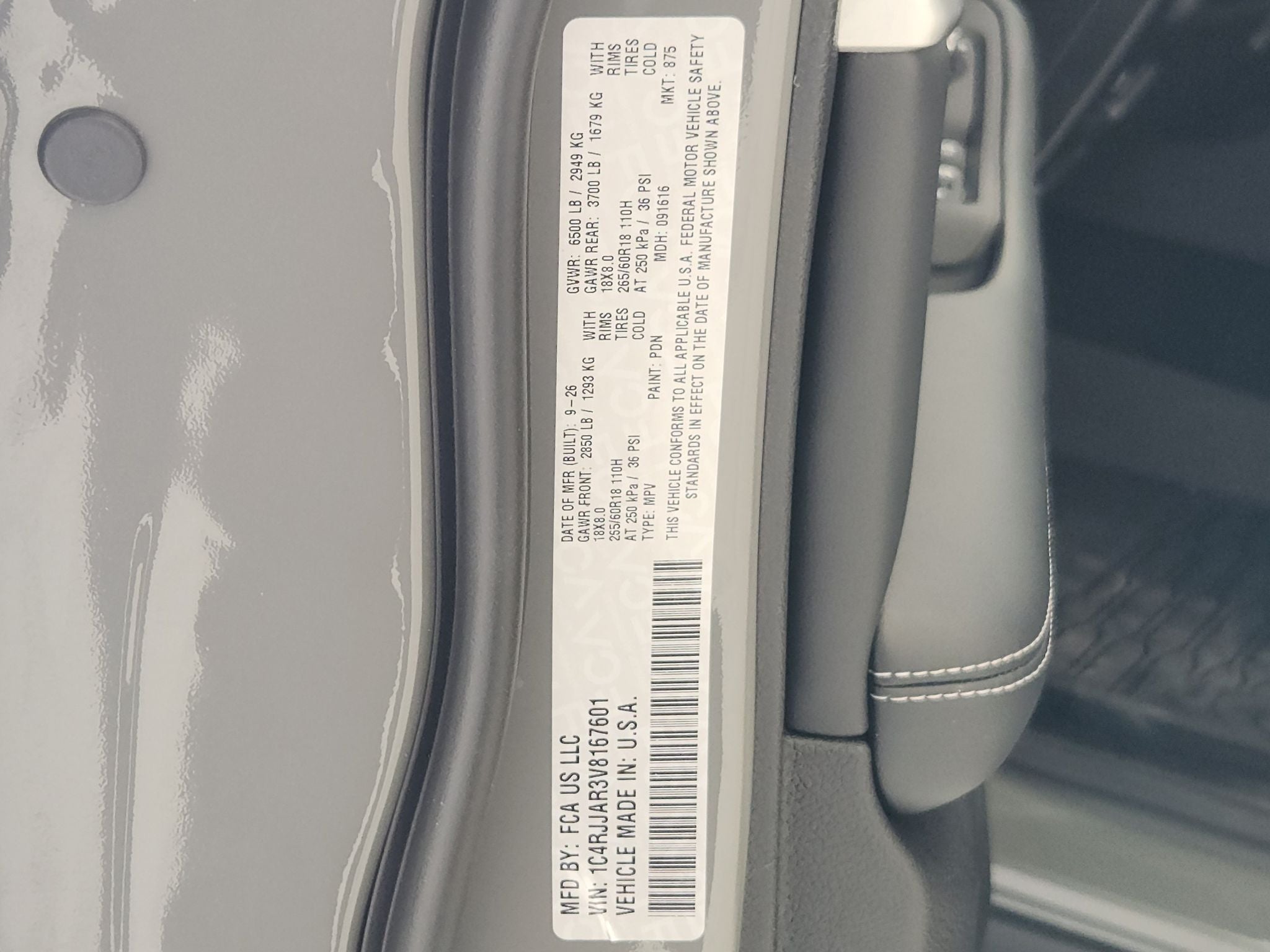 2027 Jeep Grand Cherokee Laredo Altitude