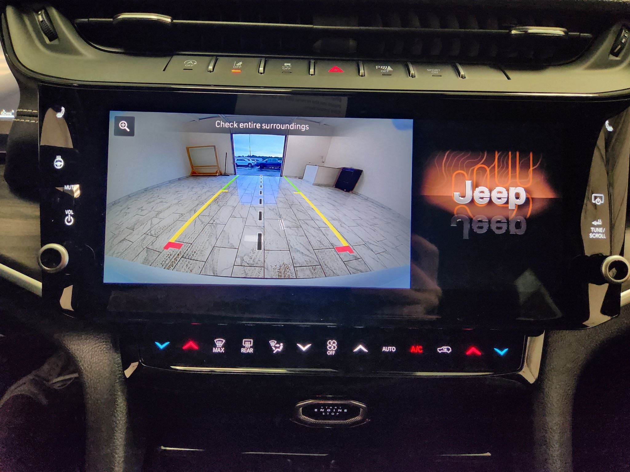 2027 Jeep Grand Cherokee Laredo Altitude