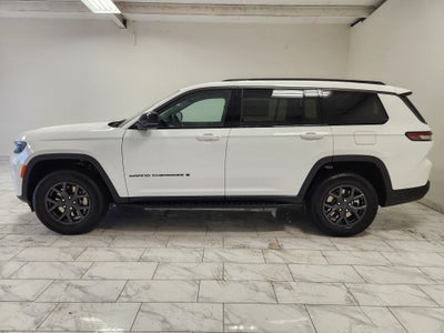 2027 Jeep Grand Cherokee Laredo Altitude