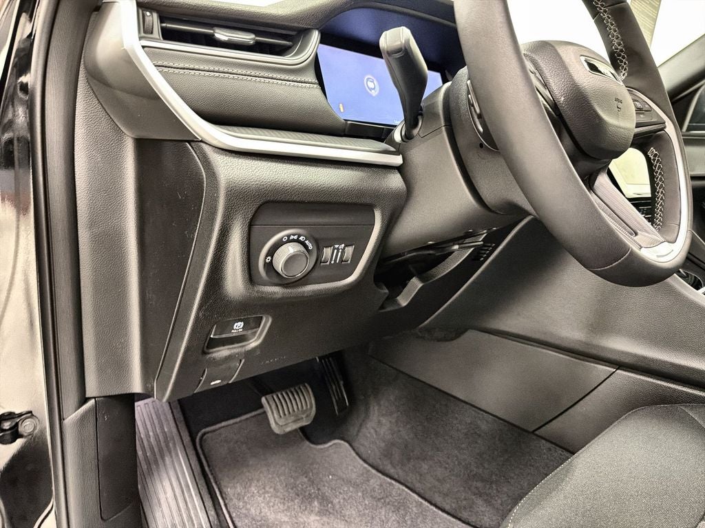 2026 Jeep Grand Cherokee Laredo X