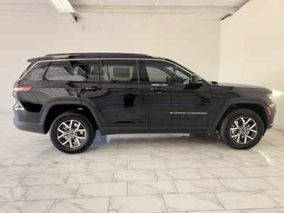 2027 Jeep Grand Cherokee Laredo X