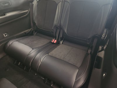 2027 Jeep Grand Cherokee Laredo Altitude