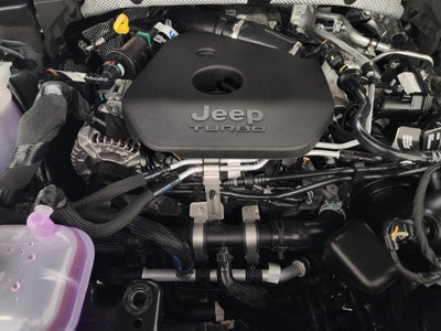 2027 Jeep Grand Cherokee Laredo Altitude