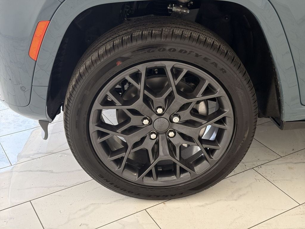 2026 Jeep Grand Cherokee Summit