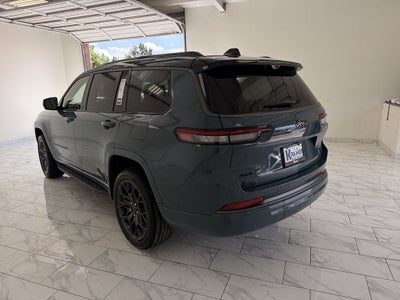 2026 Jeep Grand Cherokee Summit