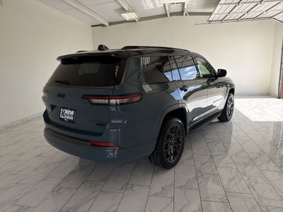 2026 Jeep Grand Cherokee Summit
