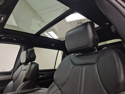 2026 Jeep Grand Wagoneer Base