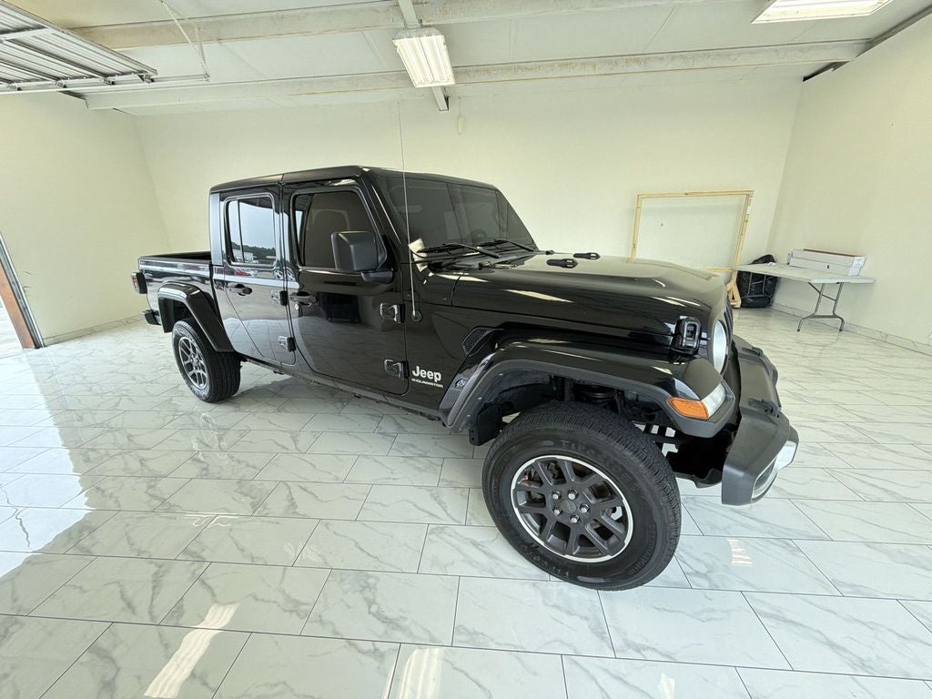 2023 Jeep Gladiator Overland