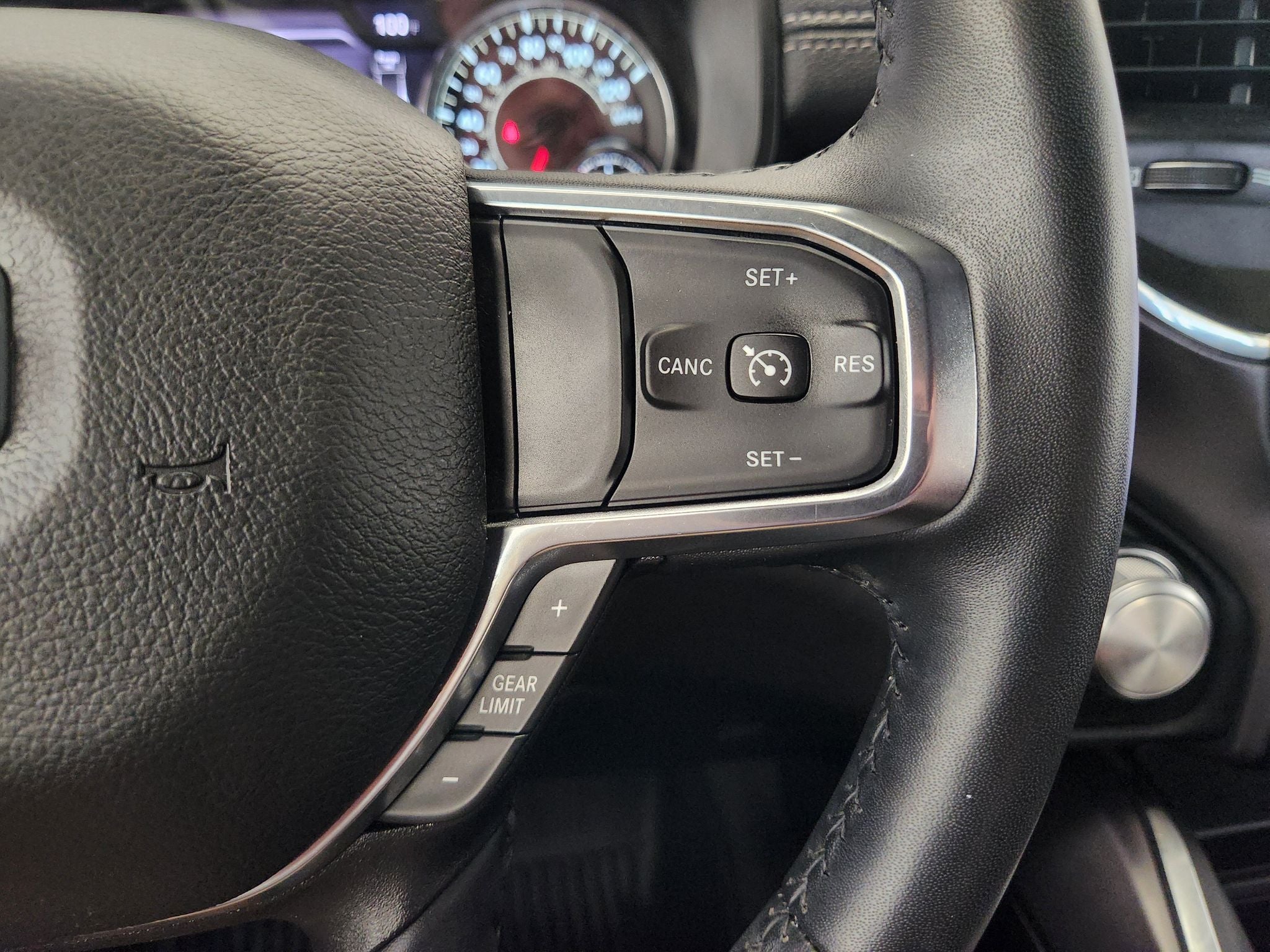 2024 RAM Ram 1500 Laramie