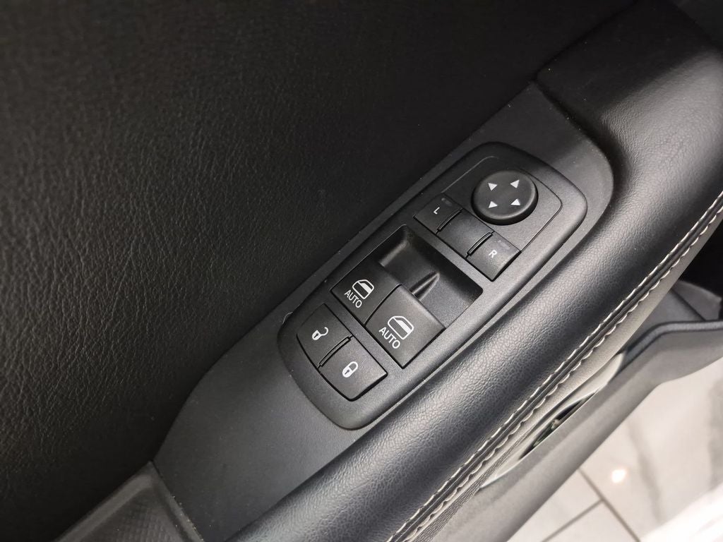 2015 Dodge Challenger SRT Hellcat