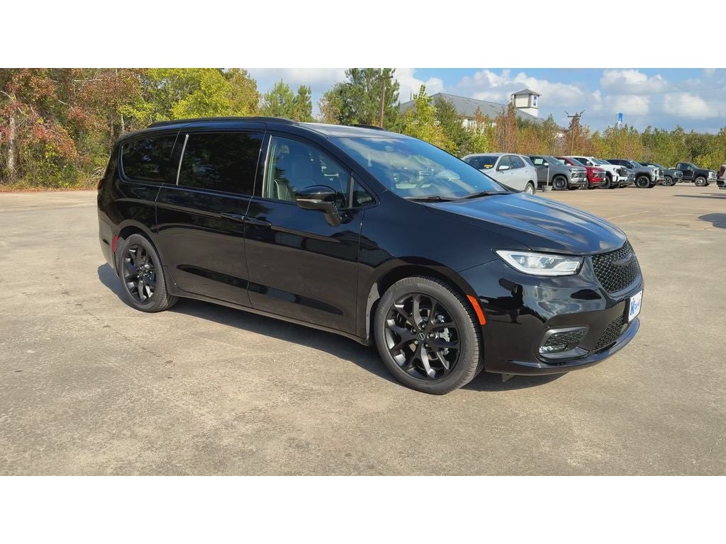 2026 Chrysler Pacifica Limited