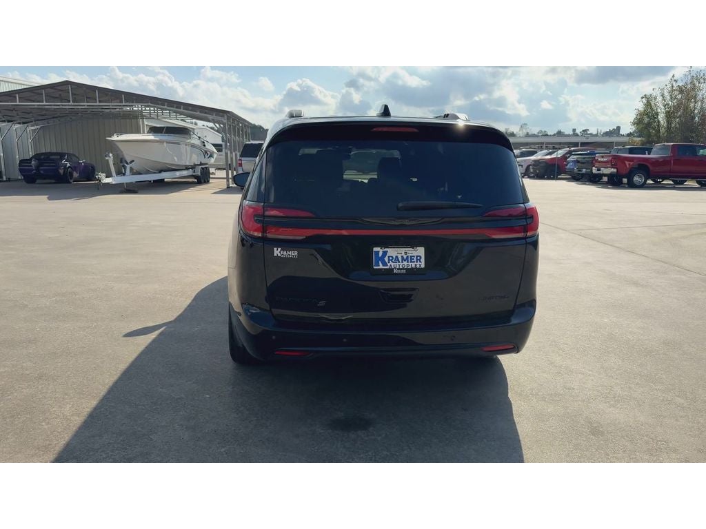 2026 Chrysler Pacifica Limited