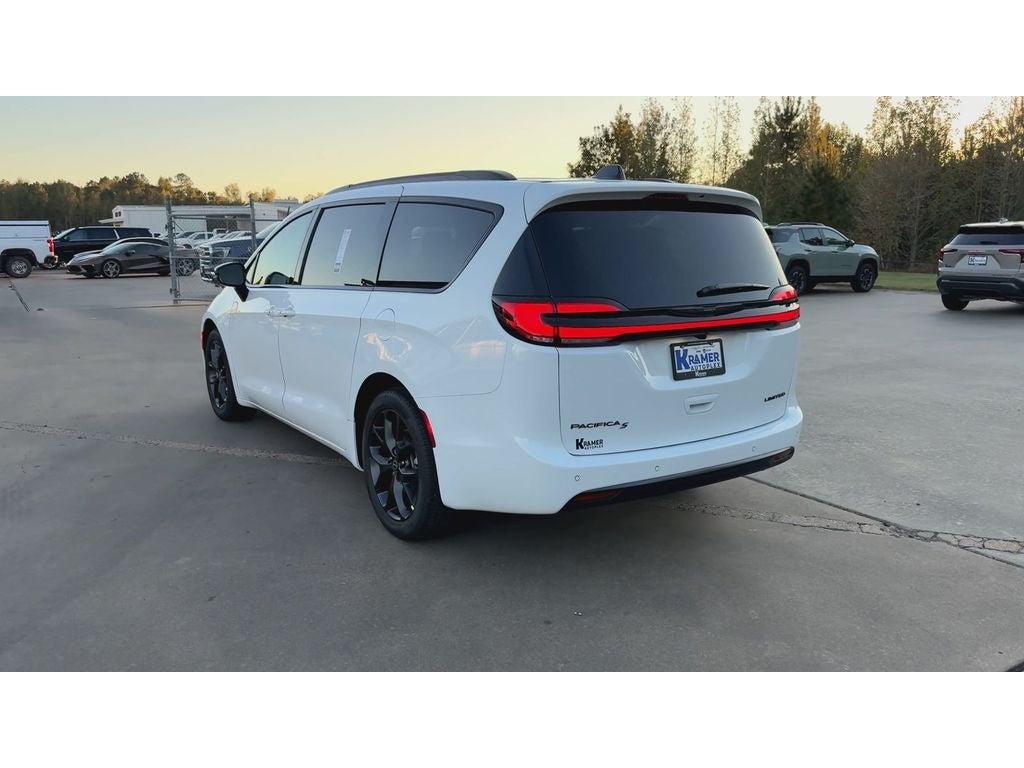 2026 Chrysler Pacifica Limited