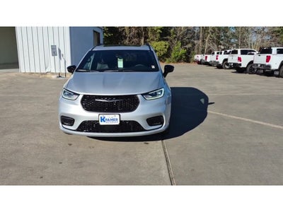 2026 Chrysler Pacifica Limited