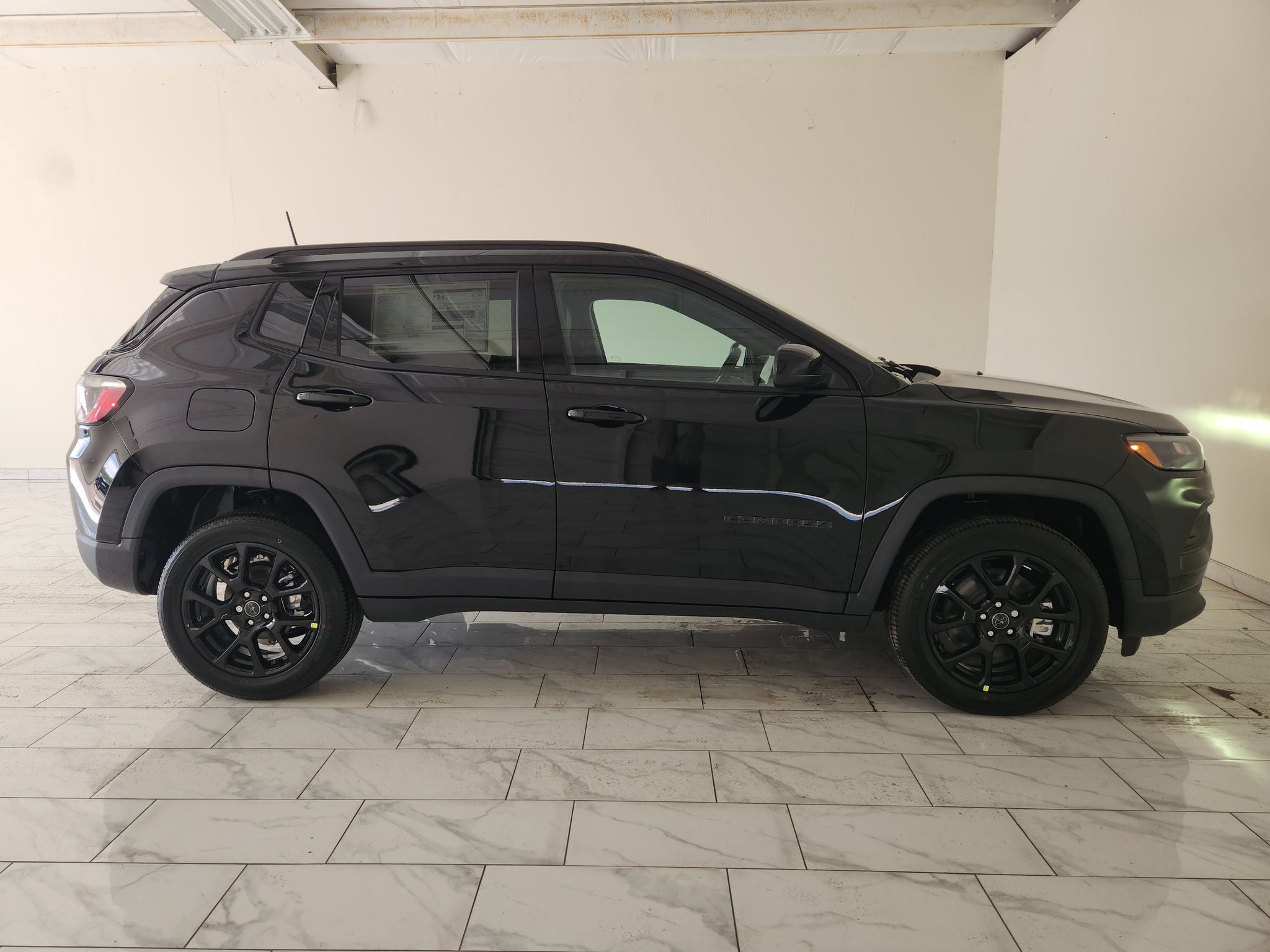 2027 Jeep Compass Latitude Altitude
