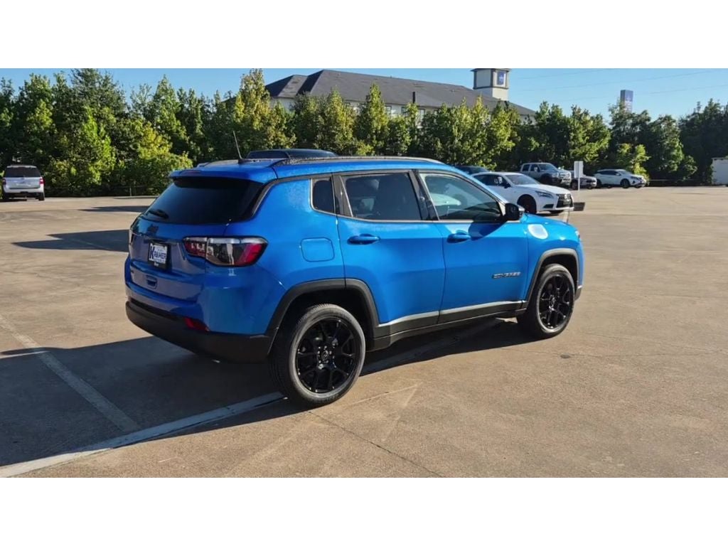 2026 Jeep Compass Latitude Altitude