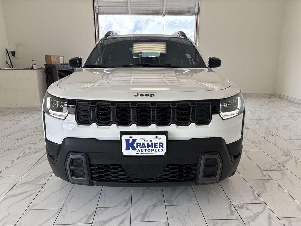 2026 Jeep Cherokee Laredo
