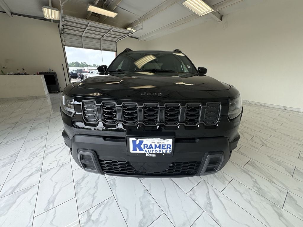 2026 Jeep Cherokee Laredo