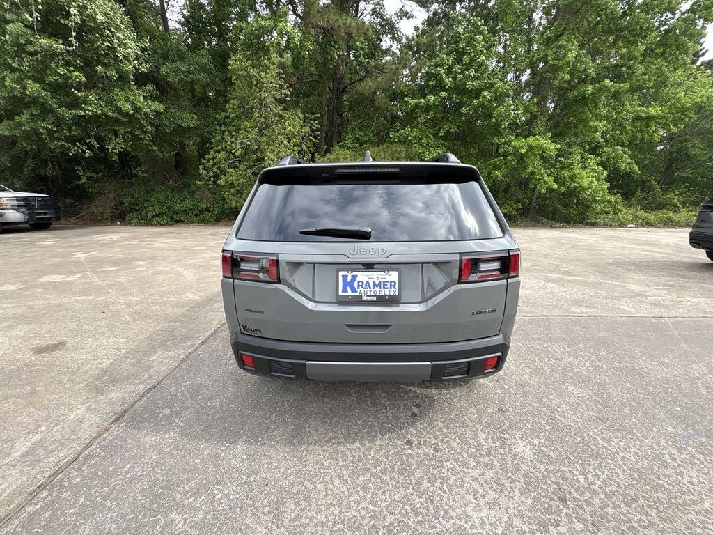2026 Jeep Cherokee Laredo