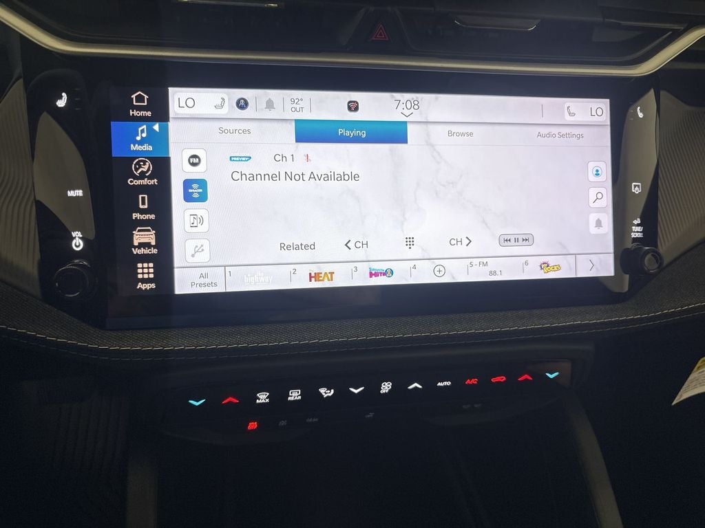 2026 Jeep Cherokee Laredo