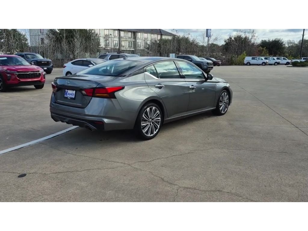 2023 Nissan Altima 2.5 SL