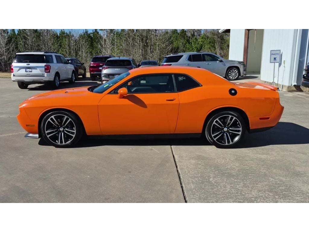 2014 Dodge Challenger SRT8 Core