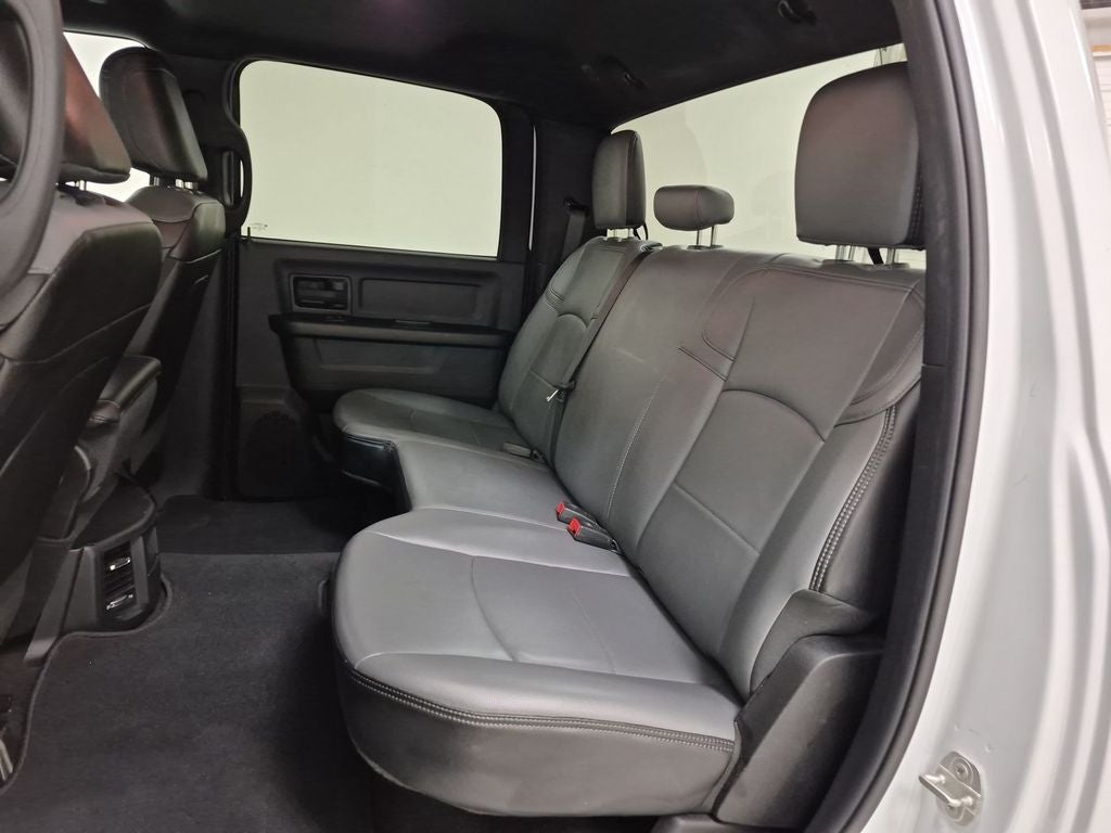 2023 RAM 2500 Tradesman Crew Cab 4x4 8' Box